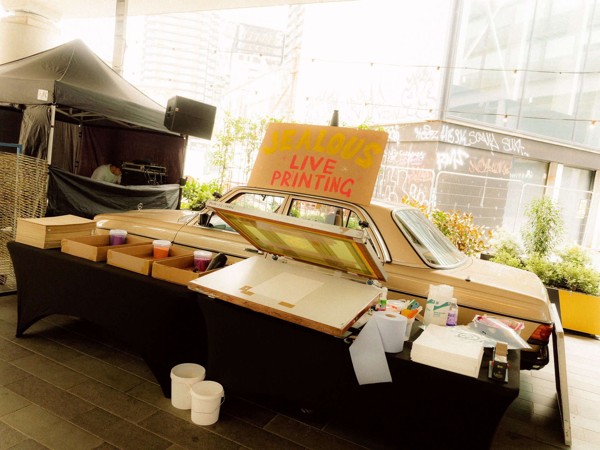 Fora — Offline with Open Art Spaces